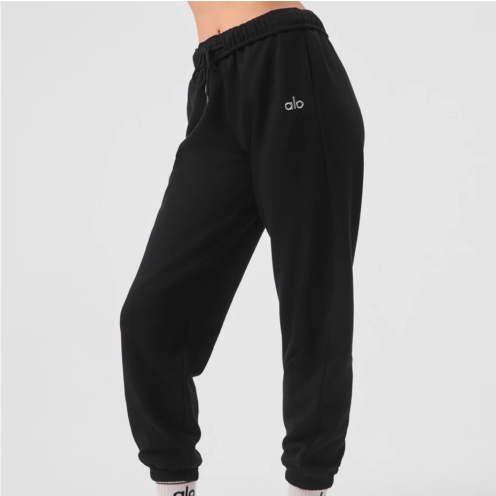 ALO Yoga Classic Black Joggers